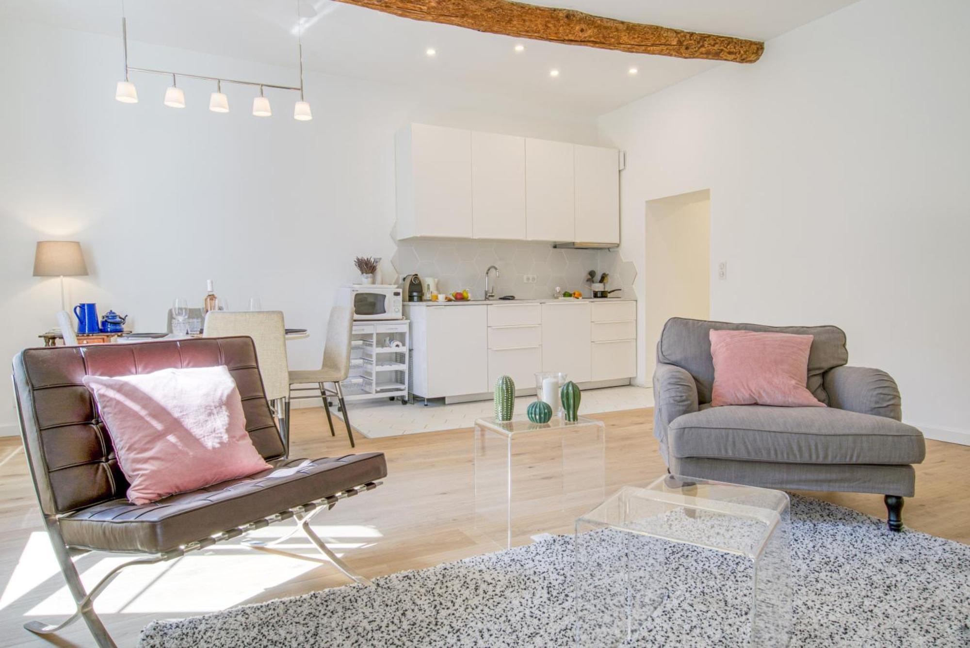 St Jobis - Charmant Appartement, Moderne Et Refait A Neuf, Vieux-Nice Buitenkant foto